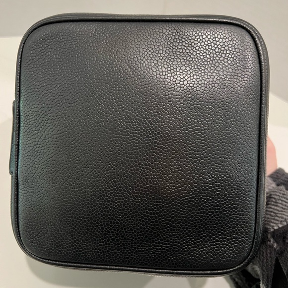 ‼️SOLD‼️ Chanel Vintage CC Timeless Caviar Vanity Cosmetic Makeup Case Black - Picture 5 of 16